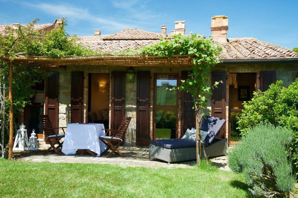 L'Olmo Bed and Breakfast Monticchiello Eksteriør billede